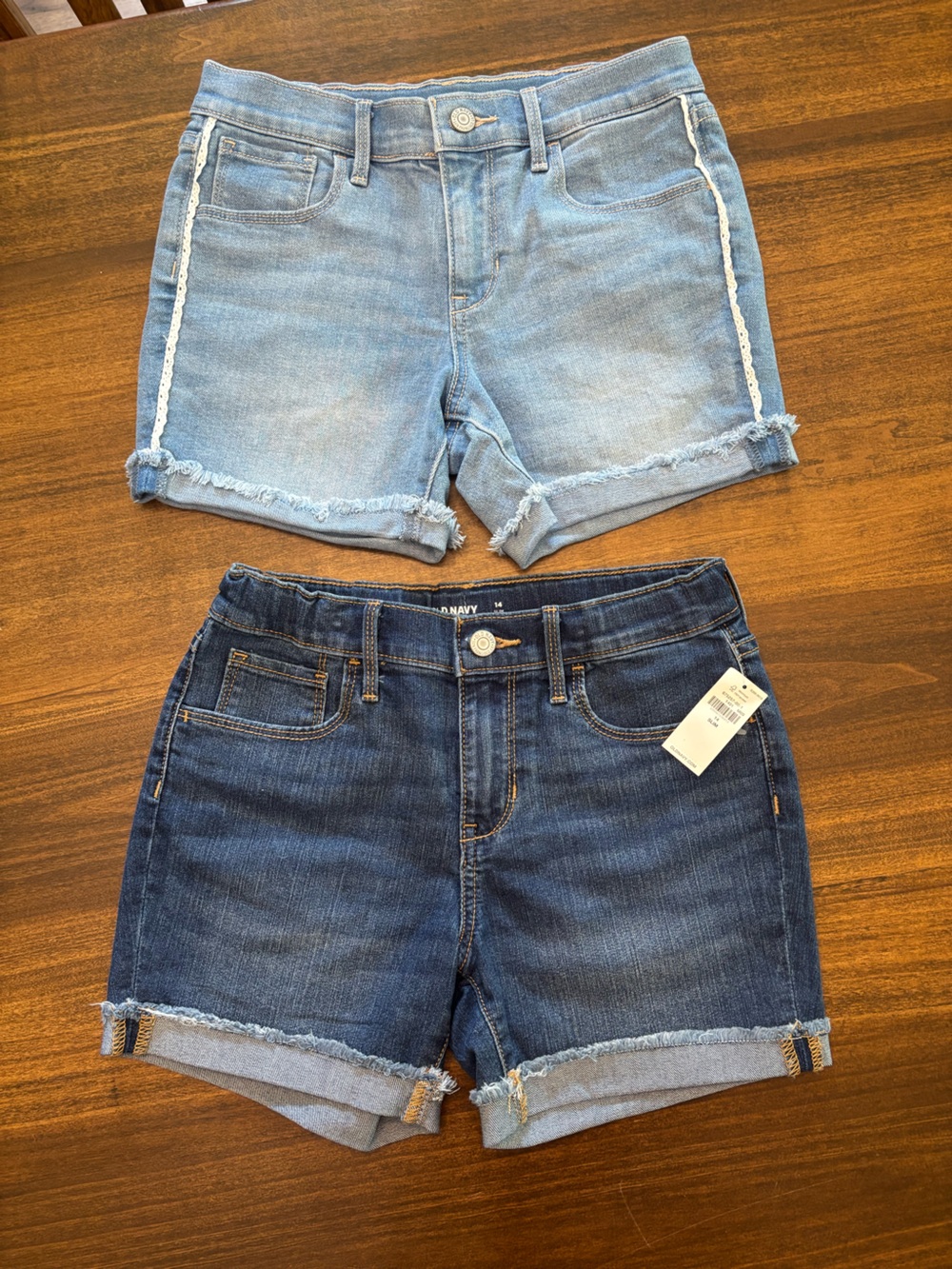 Old Navy girls Denim Shorts - Light Blue & Dark Blue bundle of 2 size 14 slim